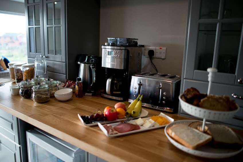 West Haven House Hotel Дулин Екстериор снимка