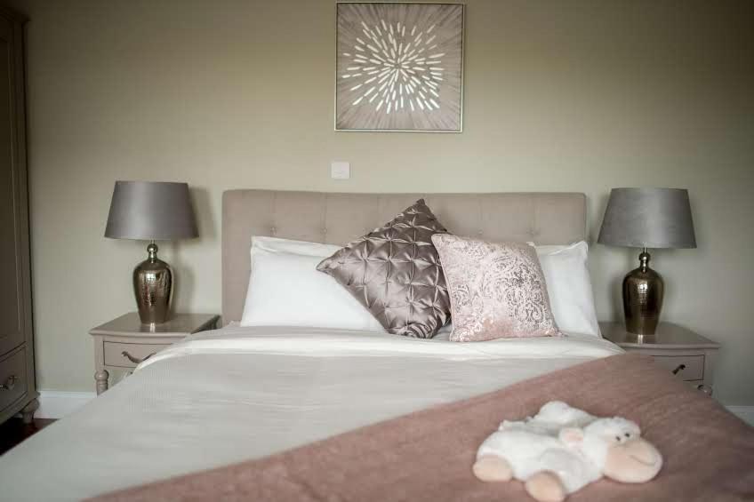West Haven House Hotel Дулин Екстериор снимка