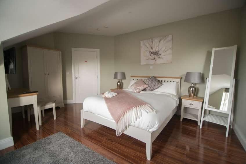 West Haven House Hotel Дулин Екстериор снимка